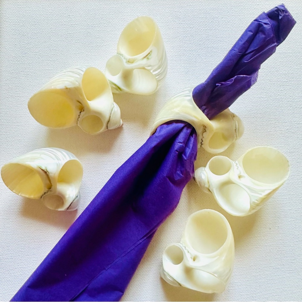 Elegant Shell Napkin Rings (6 shells) - Picture 3 of 7